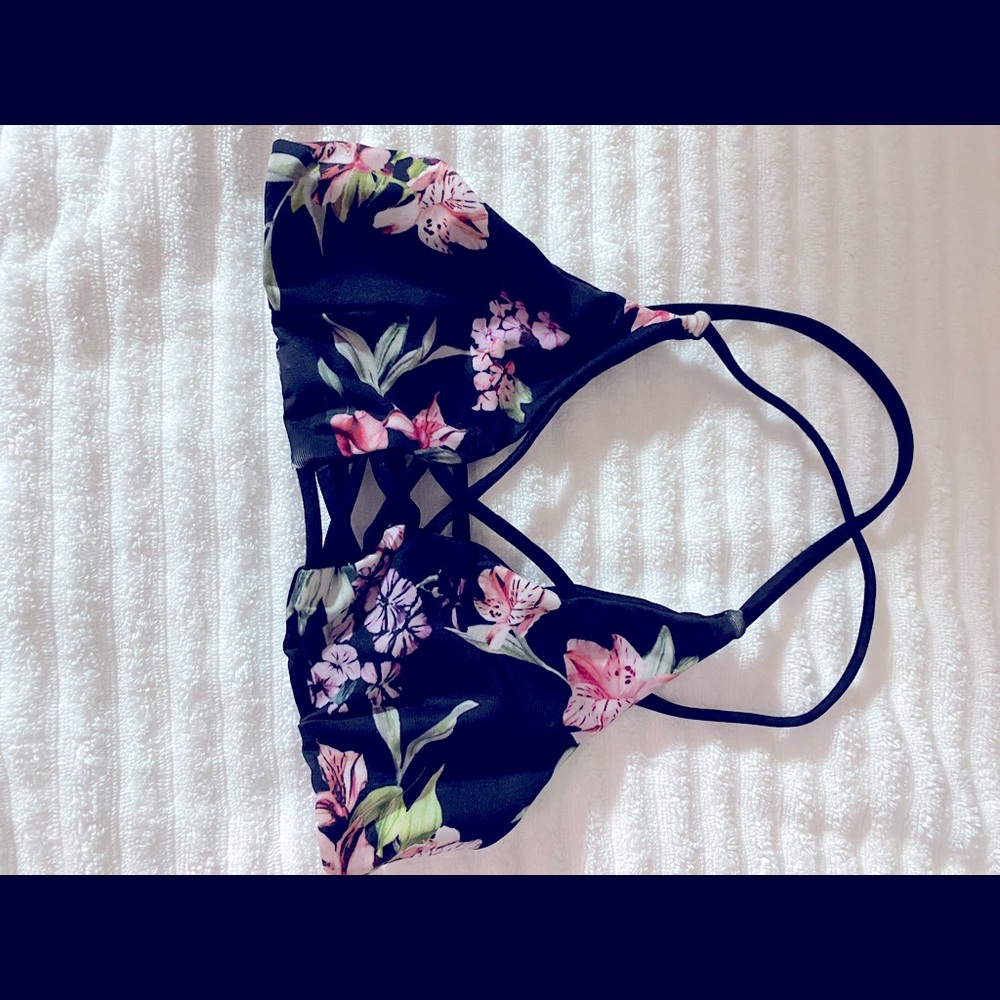 Beach Babe Chloe top xs